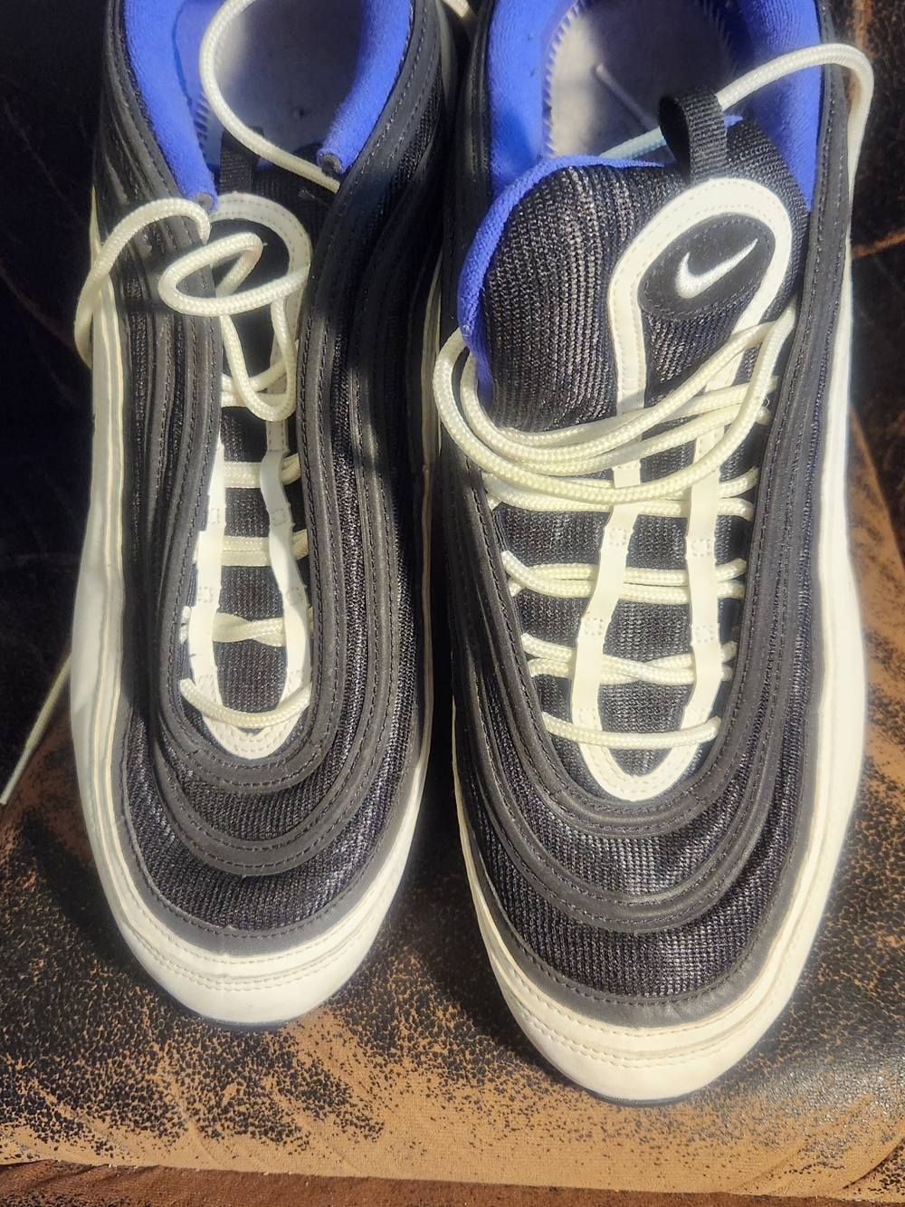 Nike Men’s Black, White & Blue Sneakers
